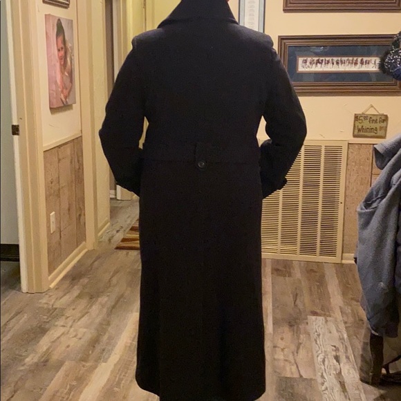 Anne Klein overcoat. Lightly used - Picture 2 of 4